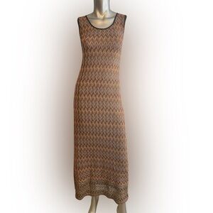 Grifflin Paris long sleeve tight crochet Chevron print maxi 55’ length dress S